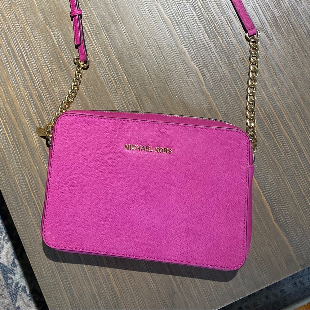 COPY - Michael Kors Jet Set Large Crossbody Bag